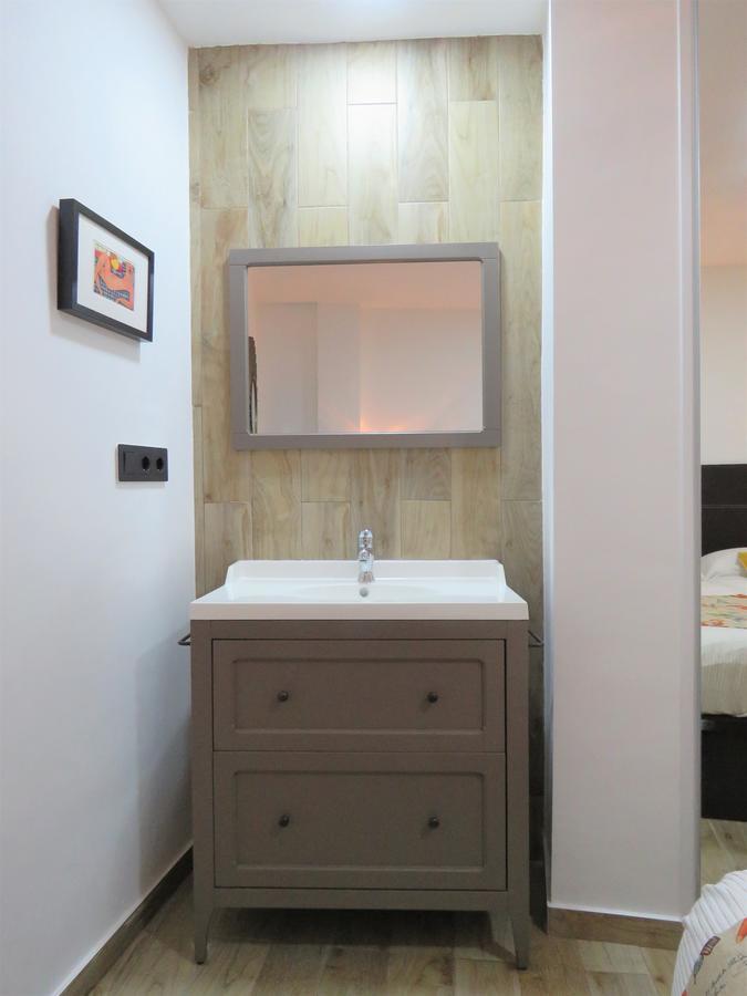 Living Sevilla Apartments Hercules Luaran gambar