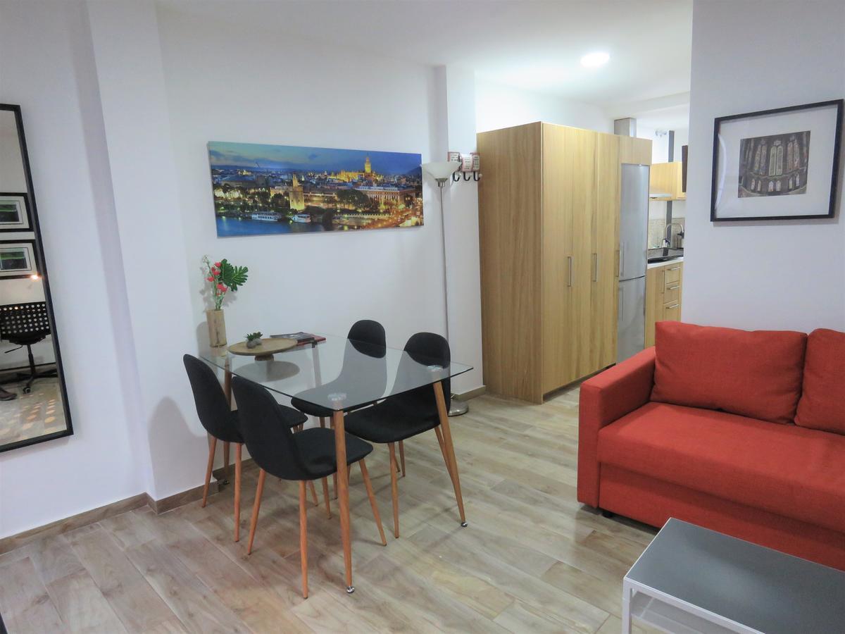 Living Sevilla Apartments Hercules Luaran gambar
