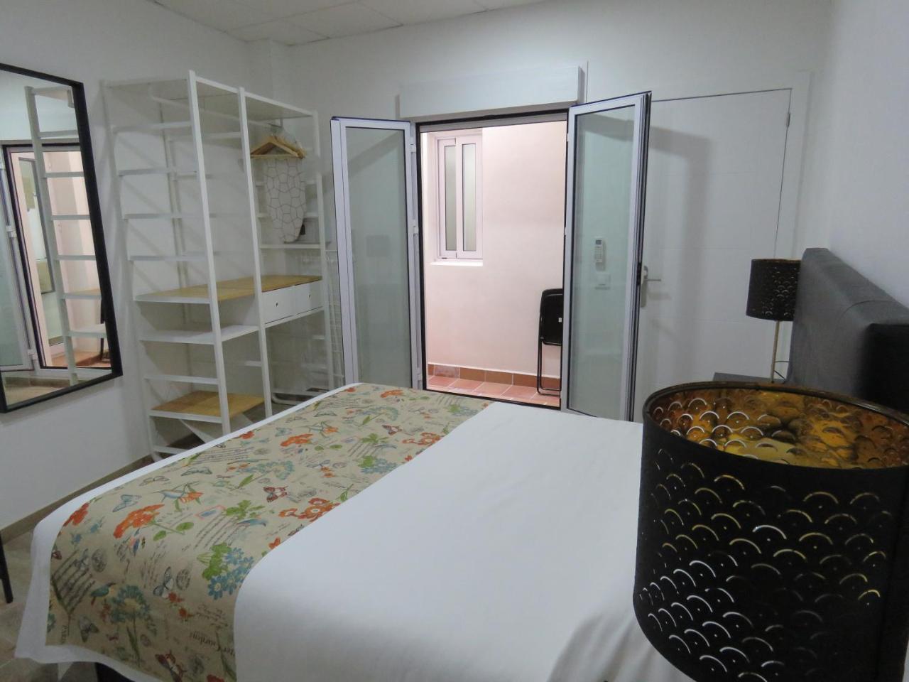 Living Sevilla Apartments Hercules Luaran gambar